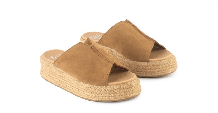 Sueco Plataforma Gamuza Camel